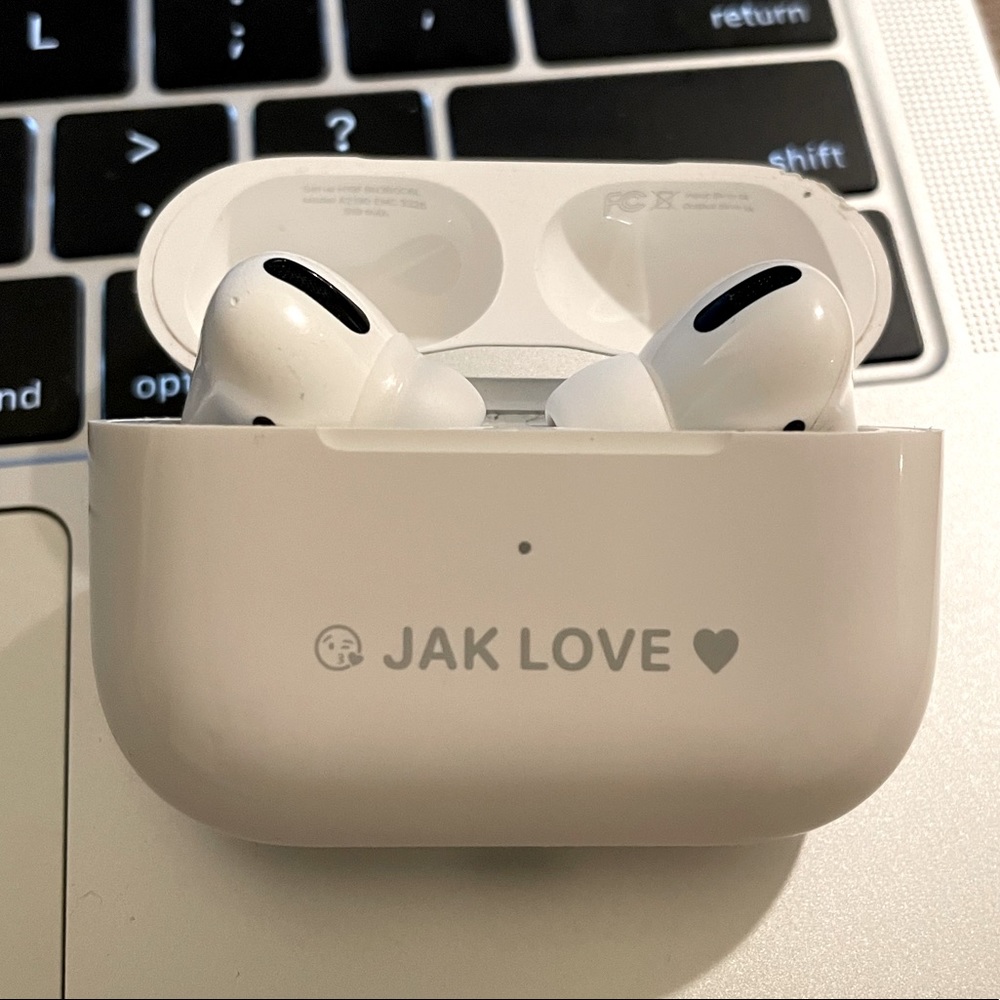 Apple | Genuine AirPod Pro 3rd Generation |